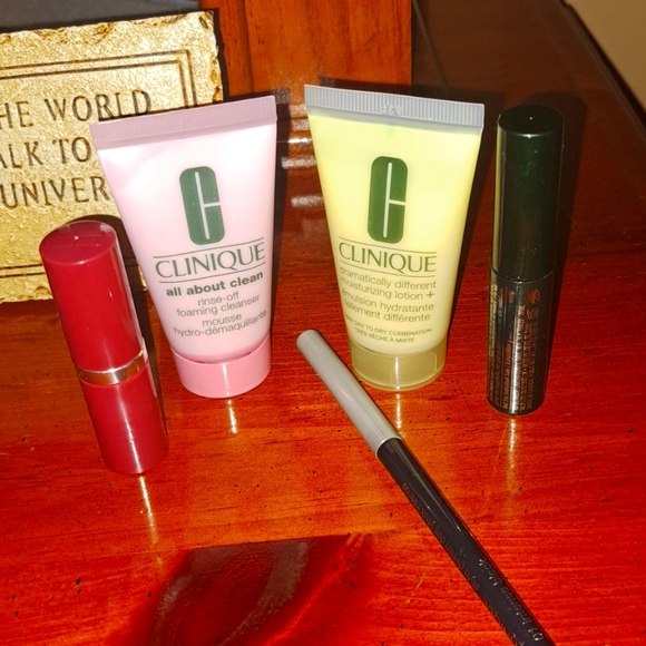 Bundle 5 clinique - Picture 1 of 1